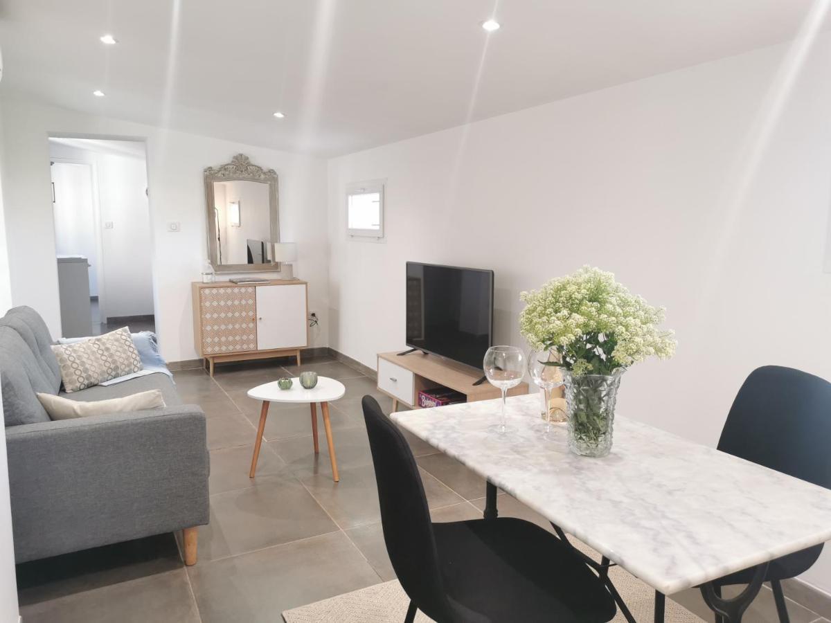 Maison De Vacances L'Hote Champetre Campagne Arlesienne מראה חיצוני תמונה