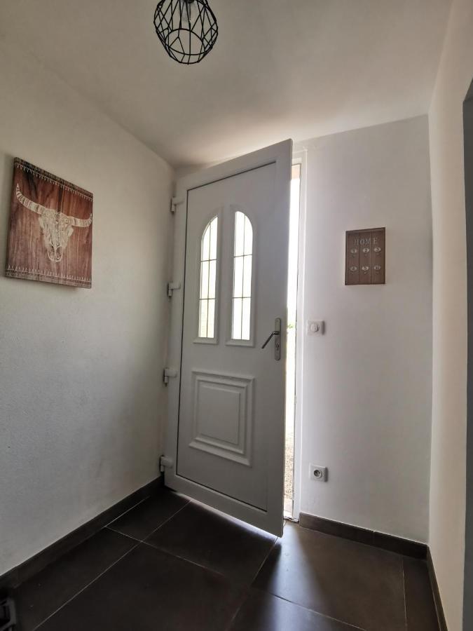 Maison De Vacances L'Hote Champetre Campagne Arlesienne מראה חיצוני תמונה