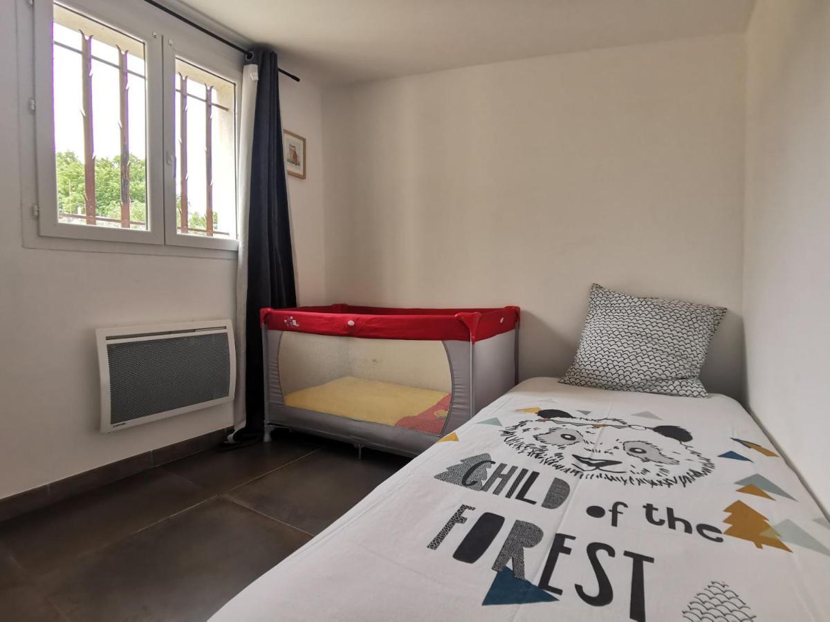 Maison De Vacances L'Hote Champetre Campagne Arlesienne מראה חיצוני תמונה